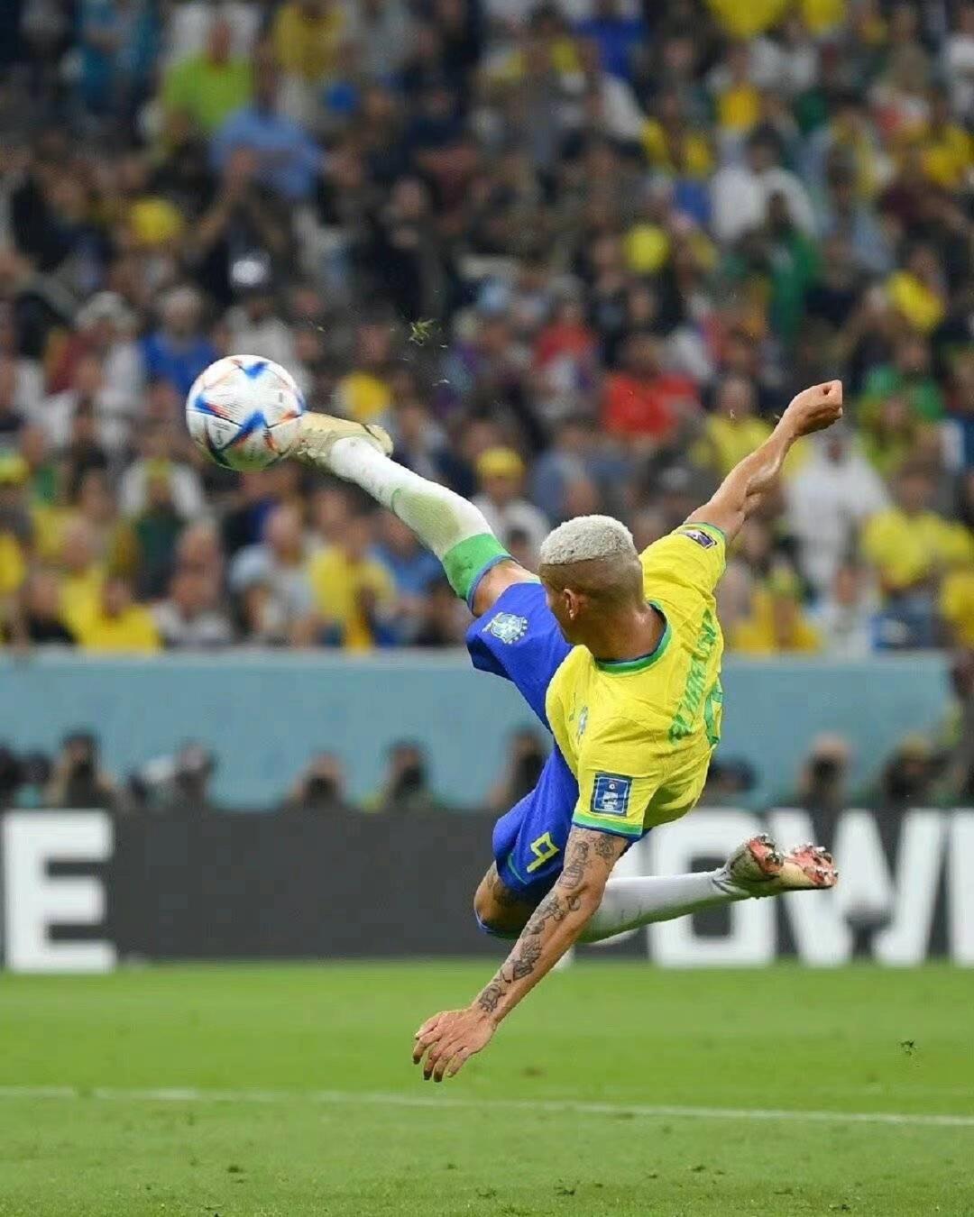 他凭借场均 他凭借场均