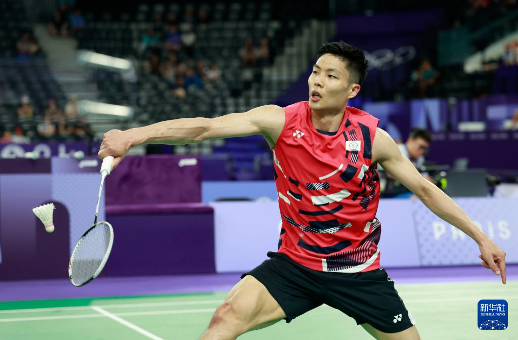 AG在中期 AG在中期