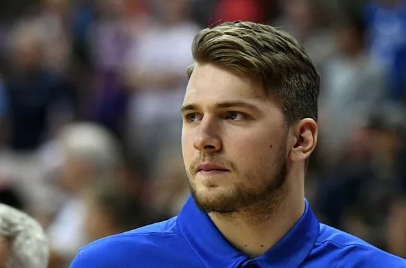 社媒话题自 社媒话题自