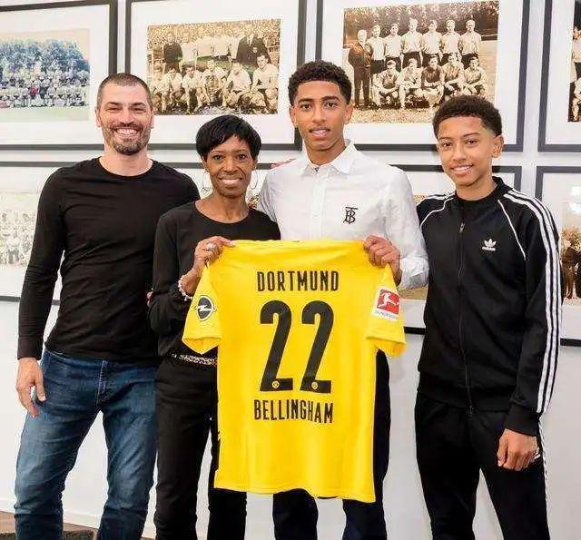 首个锁定季 首个锁定季